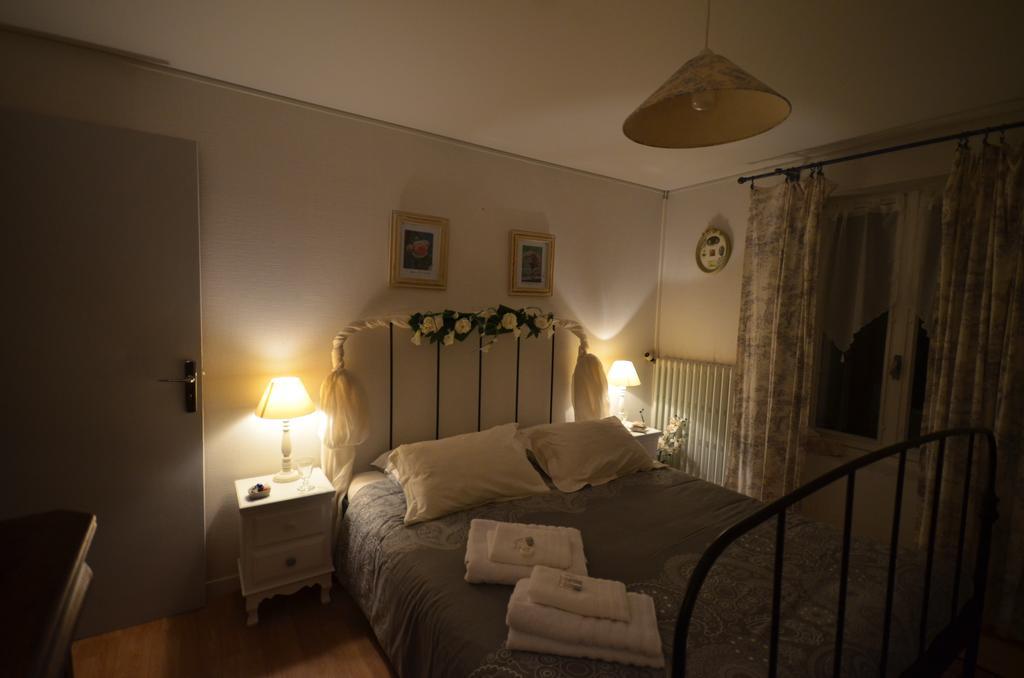 Bed and Breakfast L'Arbre D'Alais Saint-Fulgent Номер фото